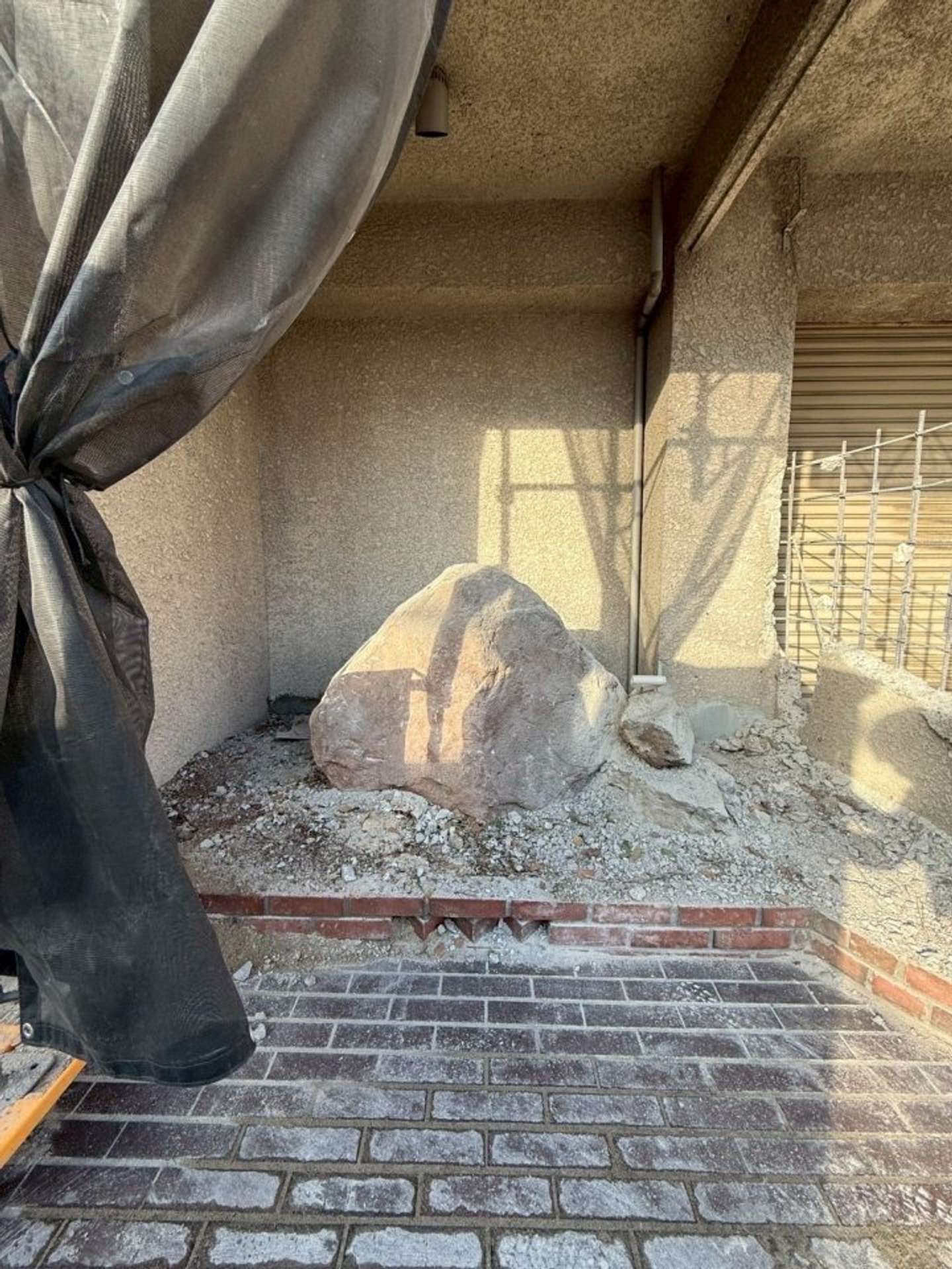 改築現場にあった（画像提供：ねこ家）