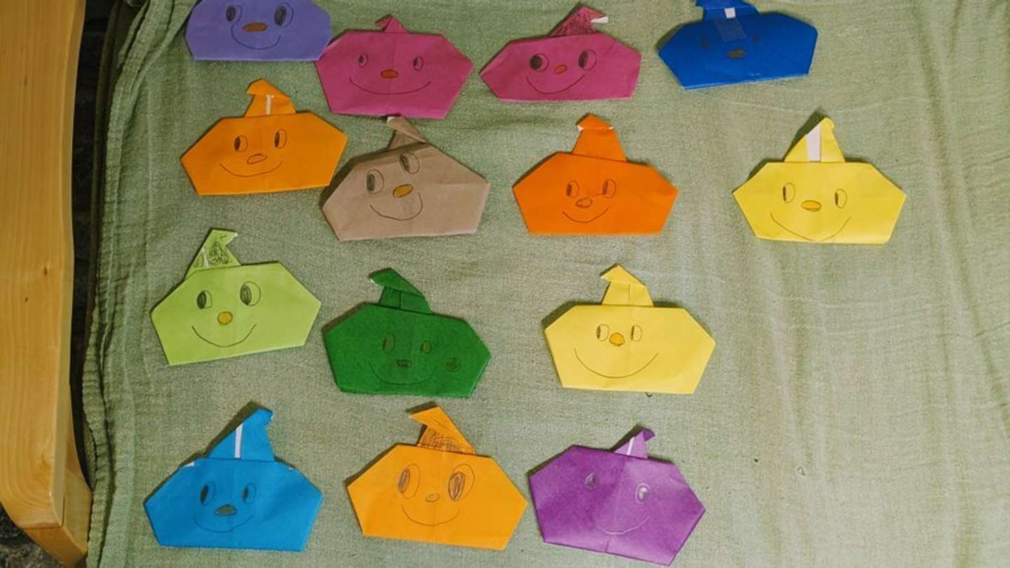 机に乗りきらなかったみソファ支部のなさん（画像はth（＠osushi_ikatako）さんの投稿より）