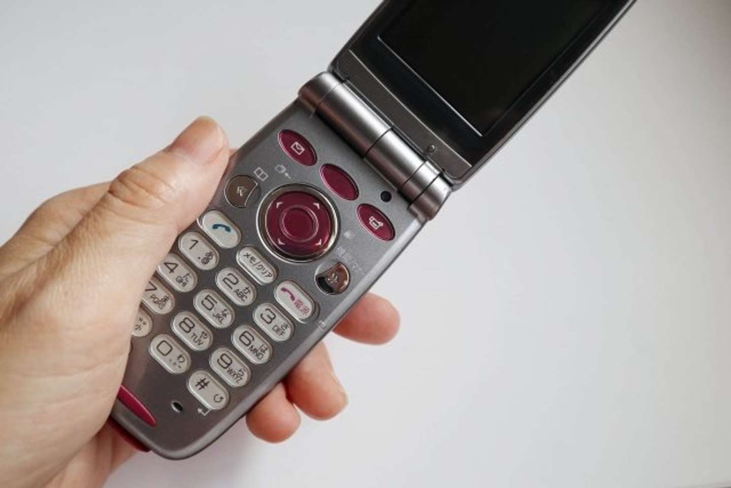 彼女からメールが来て（画像はphotoAC）