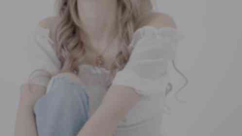 お姉さんに話しかけられて（画像はphotoAC）