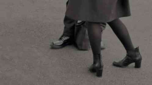 見知らぬ女性が声をかけてくれて（画像はphotoAC）