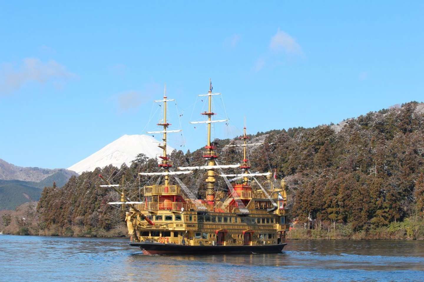 海賊船クイーン芦ノ湖