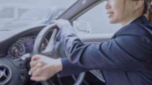 見知らぬ女性が（画像はphotoAC）