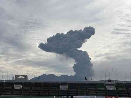 桜島の灰が降ったら＋100ポイント　鹿児島のプロサッカーチームの取り組みにSNS驚がく「鹿児島、強過ぎる」