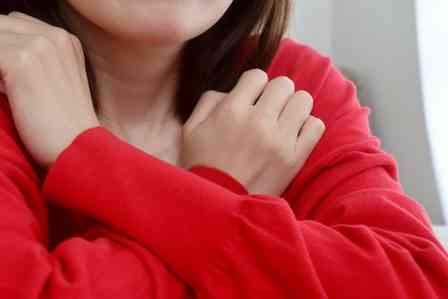 カップルで旅行中に具合が悪くなりフラフラに　カレが私から離れると、知らない人が駆け寄ってきた（埼玉県・20代女性）