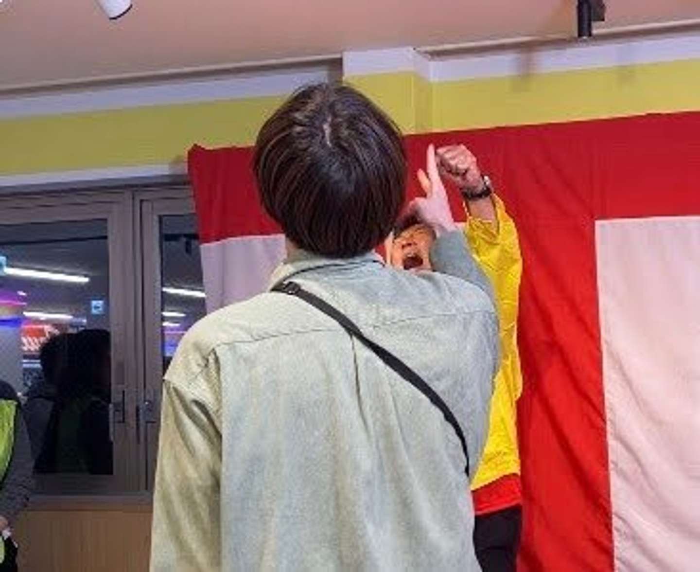 赤井さんとじゃんけんぽん！
