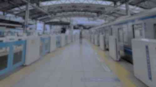 つわり中の通勤電車で（画像はphotoAC）