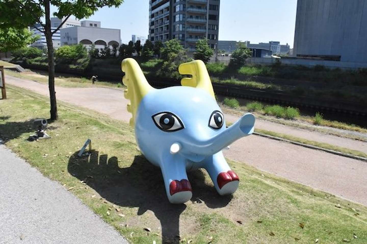 ミルゾー（画像提供：富山県美術館）