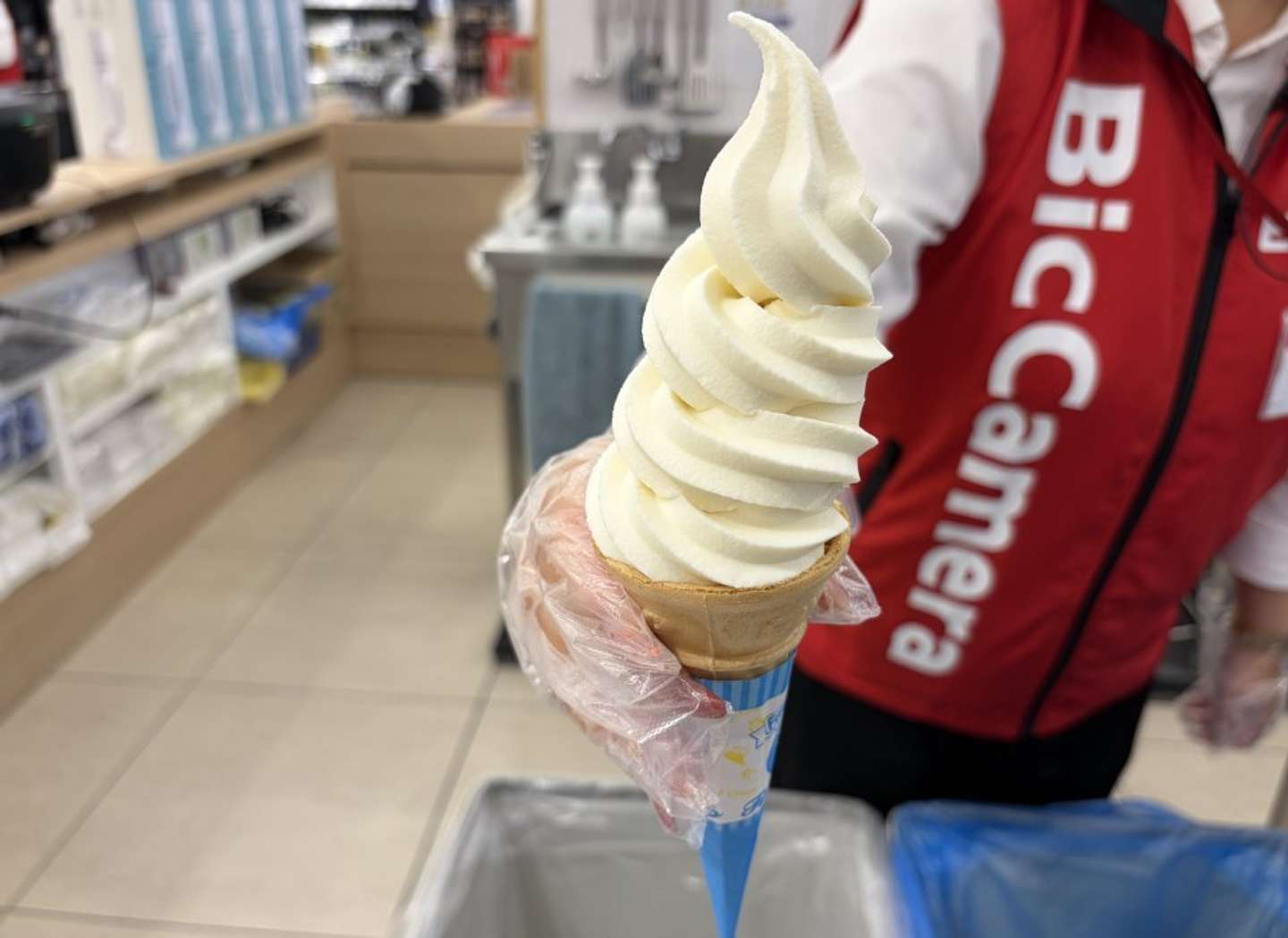 1個150円のソフトクリーム（記者撮影）