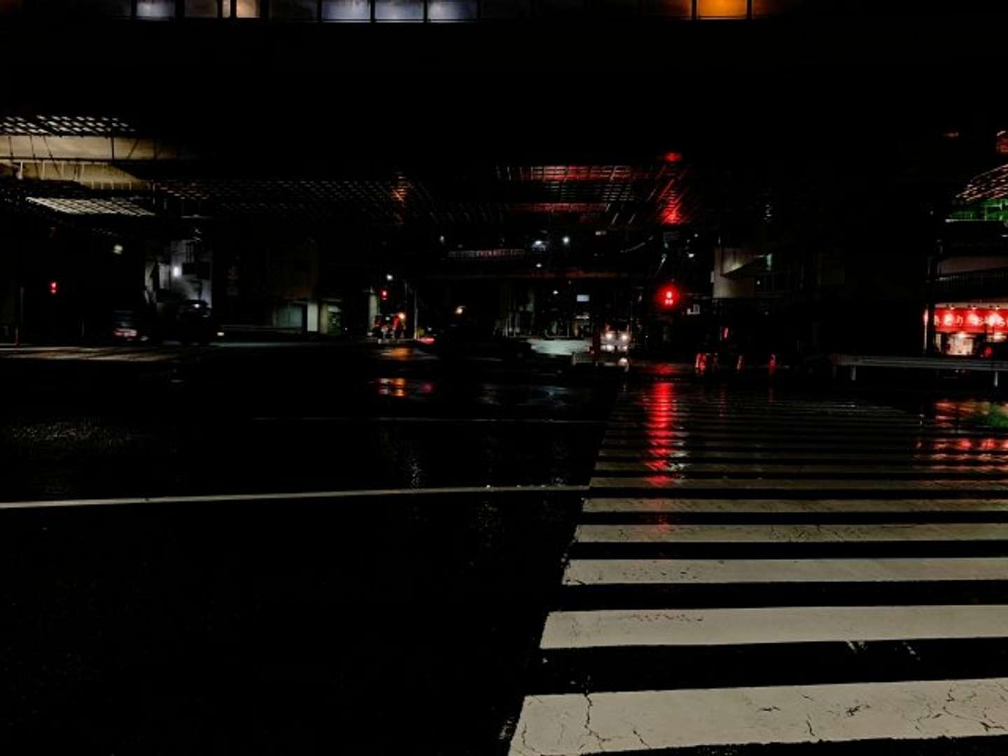 予想外の雨が降ってきて...（画像はphotoAC）