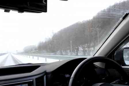 「冬の北海道でドライブしていたら帰れなくなった10代の私。前を走るおじさんの車を追いかけてみると...」（埼玉県・30代女性）
