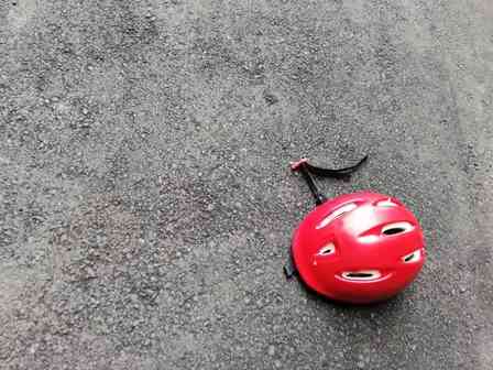 車を運転中、横から飛び出してきた猛スピードの自転車小学生男児。急ブレーキをかけたけど間に合わず（青森県・50代女性）