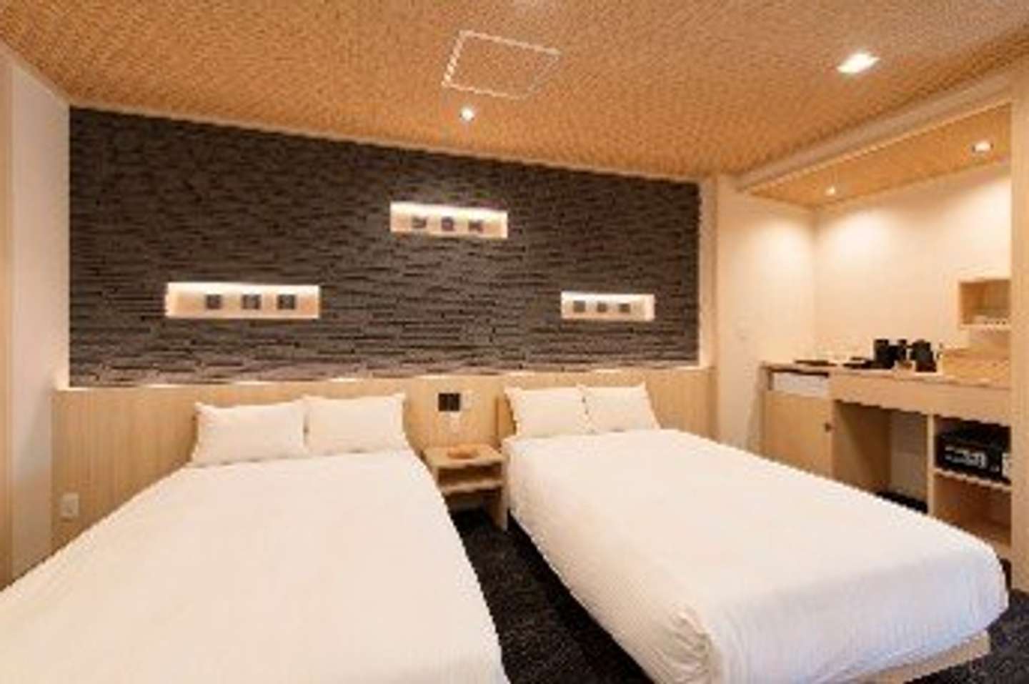 シモンズ製ベッド（画像はプレスリリースより）