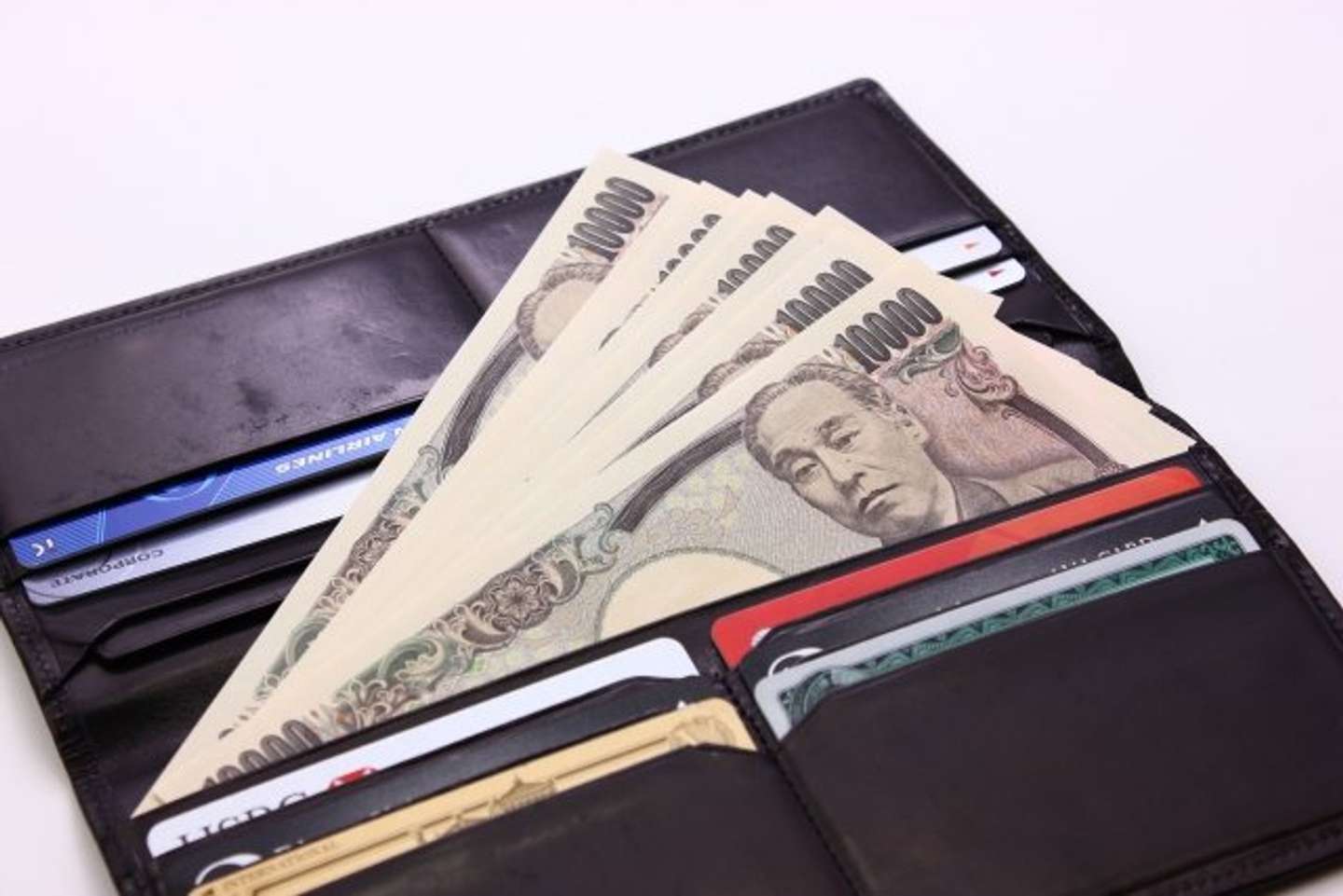 大金の入った財布を置き忘れて…（画像はphotoAC）