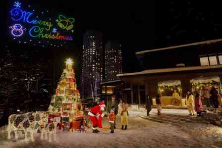 冬の夜空に牛が輝くドローンショーも　北海道占冠村「リゾナーレトマム」のクリスマスが楽しそう【12／1～25】